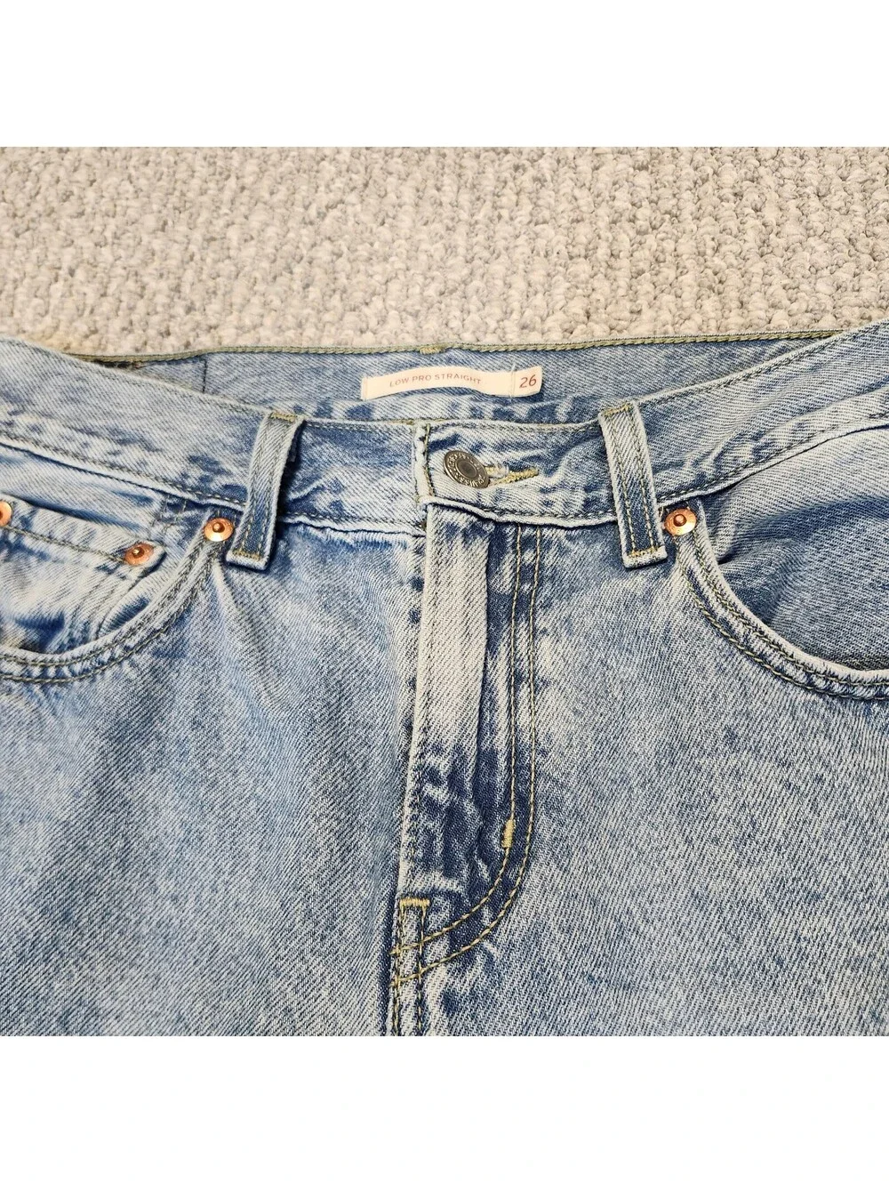 Levi's Low Pro Straight Light Wash Blue Denim Jeans Size 26